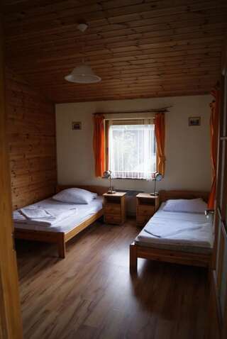 Кемпинги Camping Marina Щецин Небольшой двухместный номер с 2 отдельными кроватями-3